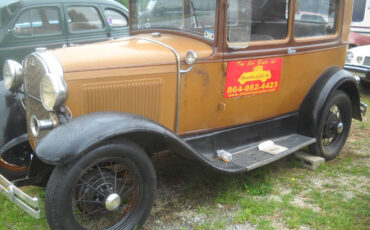 Ford-Model-A-1930-Sedan