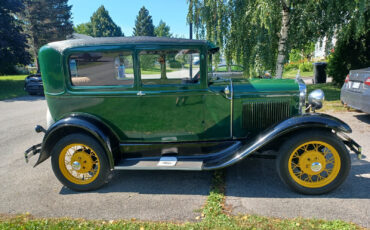 Ford-Model-A-1930-Sedan-5