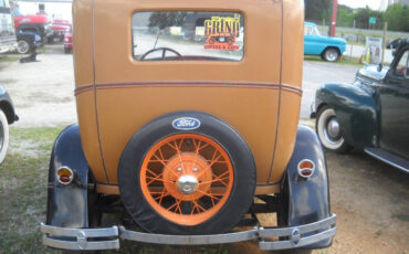 Ford-Model-A-1930-Sedan-6