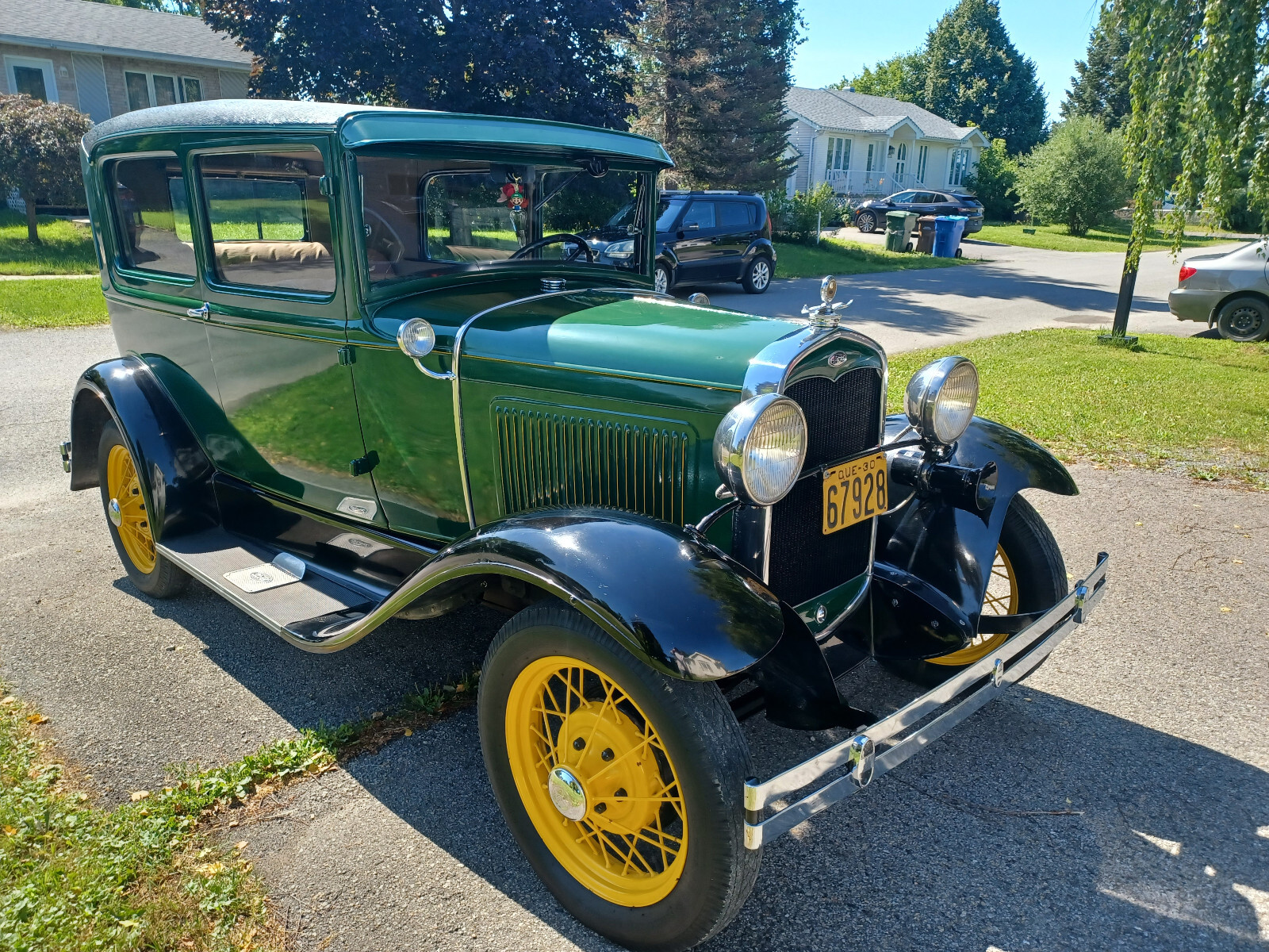 Ford-Model-A-1930-Sedan-6