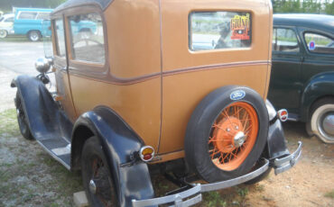Ford-Model-A-1930-Sedan-7
