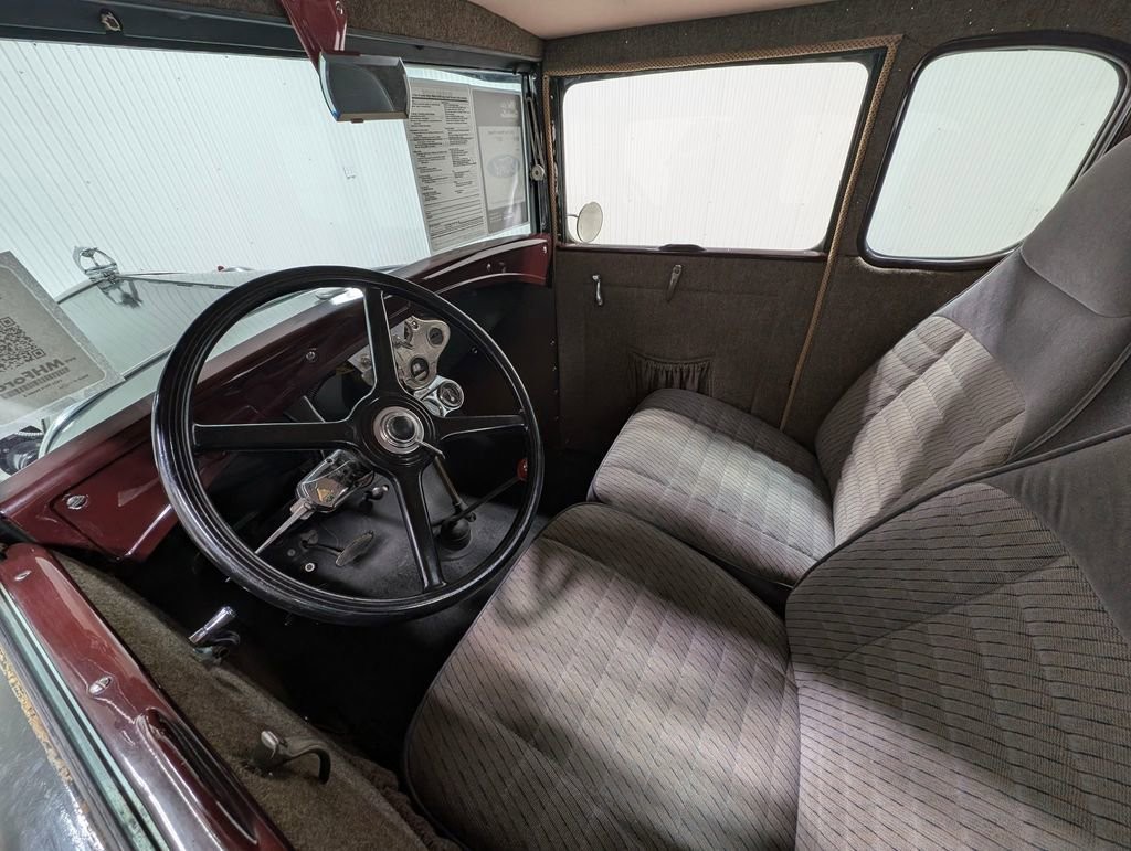 Ford-Model-A-1931-1