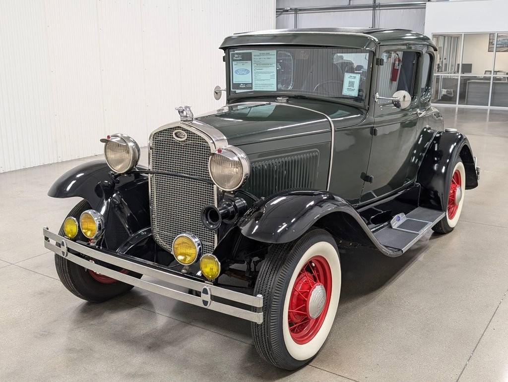 Ford-Model-A-1931-3