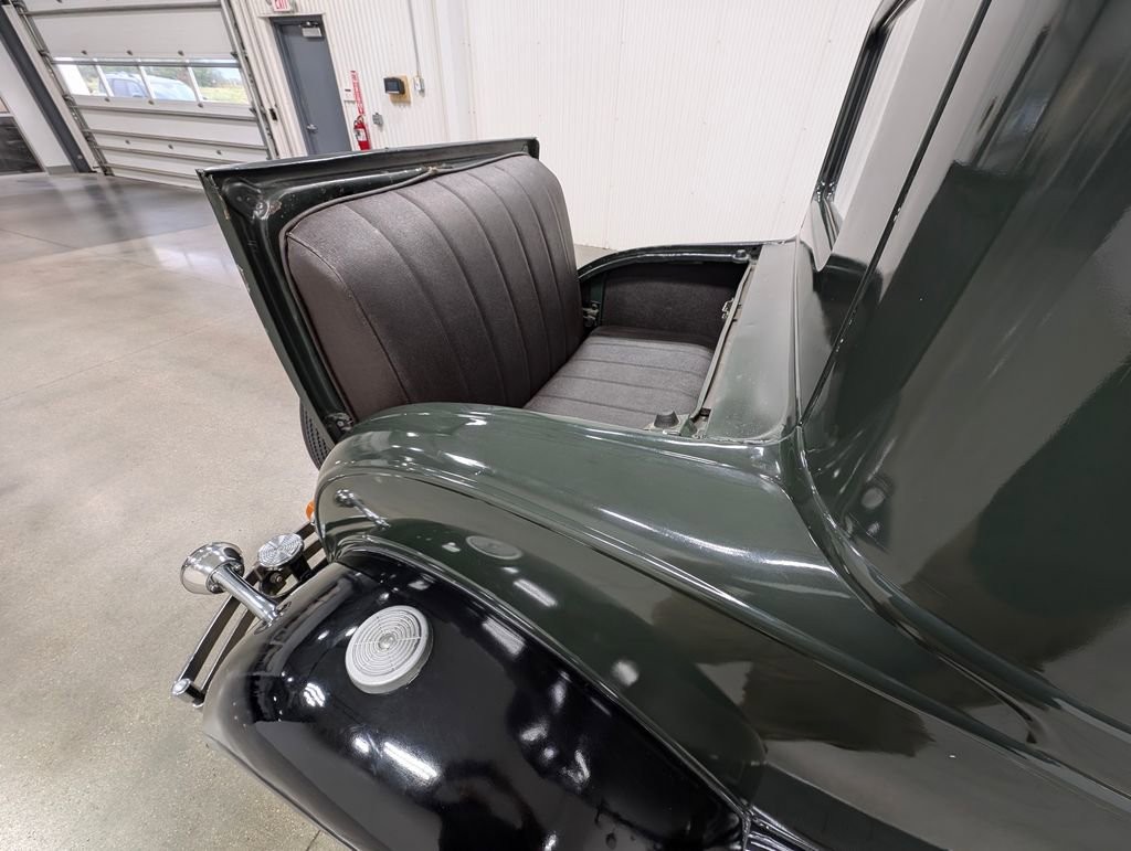 Ford-Model-A-1931-6
