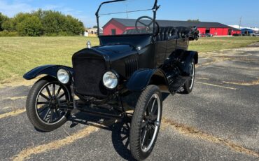 Ford-Model-T-1920-Convertible-1