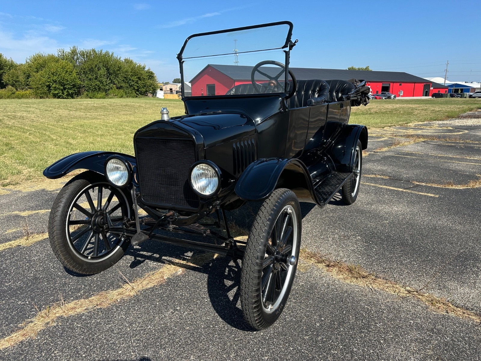 Ford-Model-T-1920-Convertible-1
