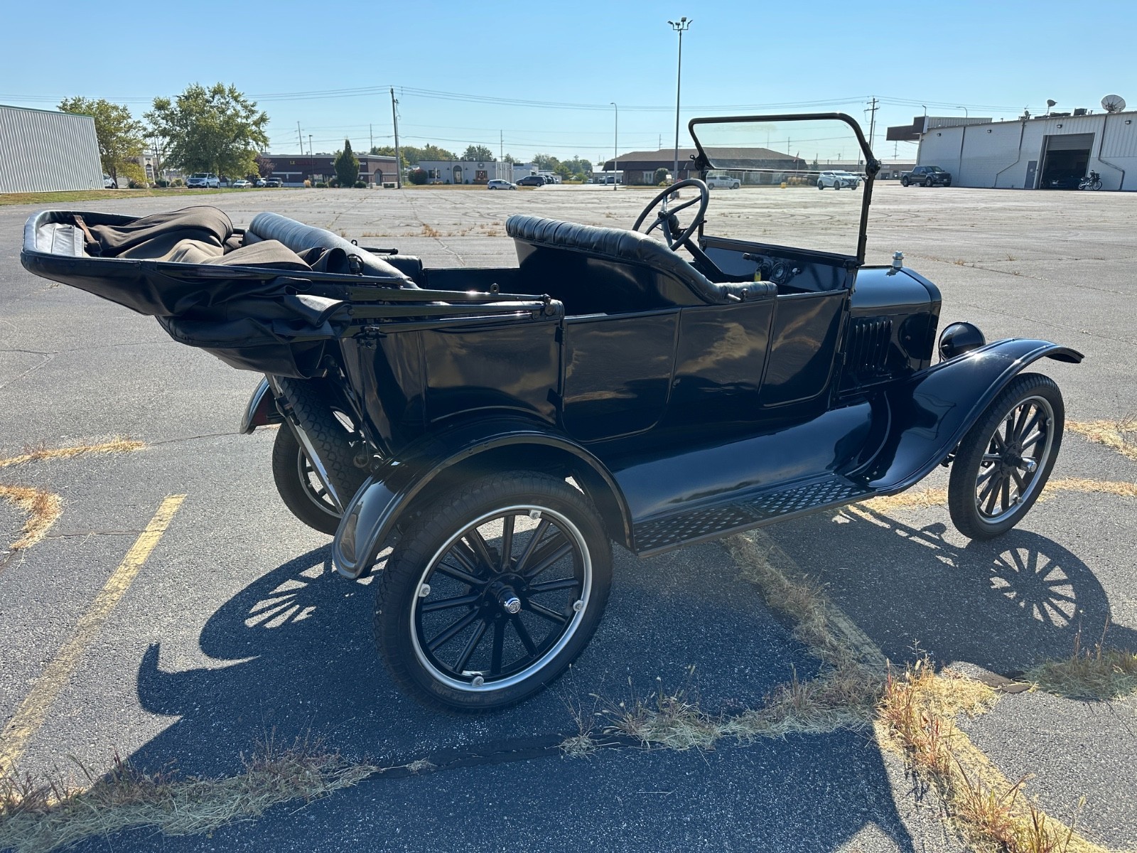 Ford-Model-T-1920-Convertible-4