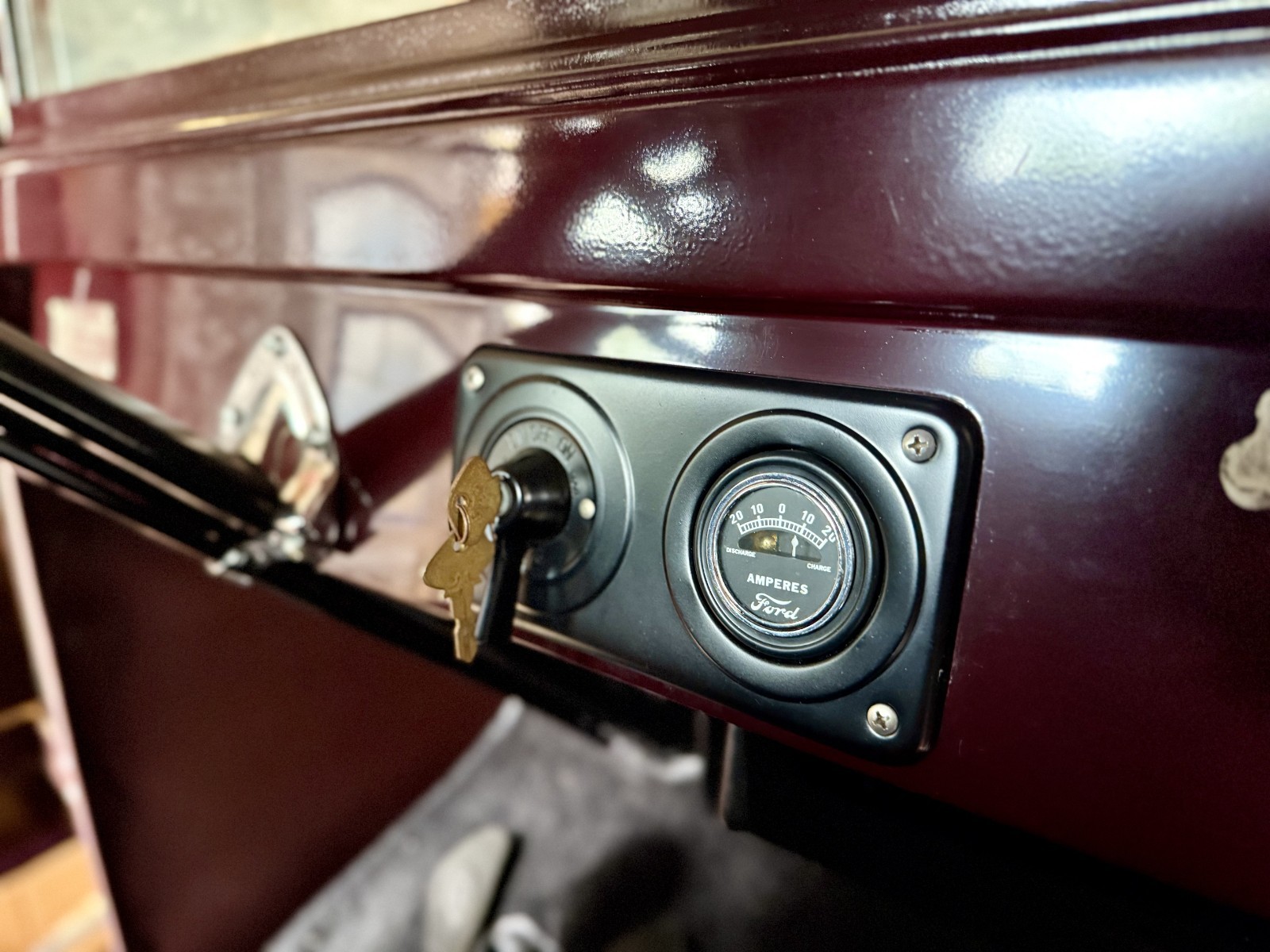 Ford-Model-T-1923-Coupe-13
