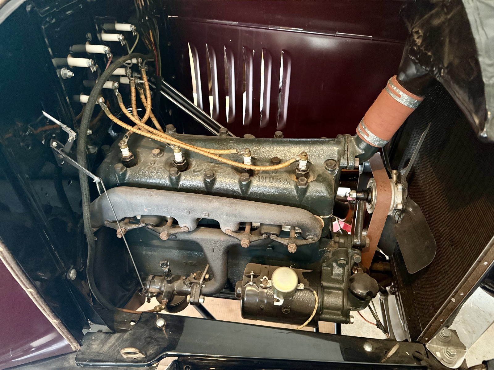 Ford-Model-T-1923-Coupe-24