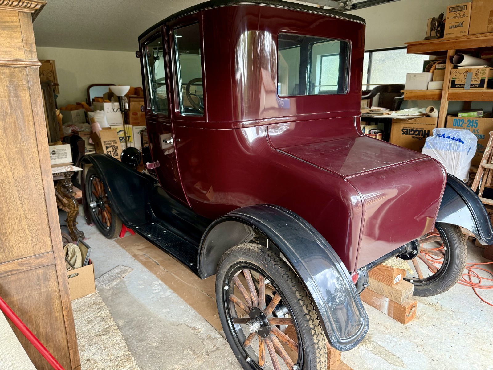 Ford-Model-T-1923-Coupe-3