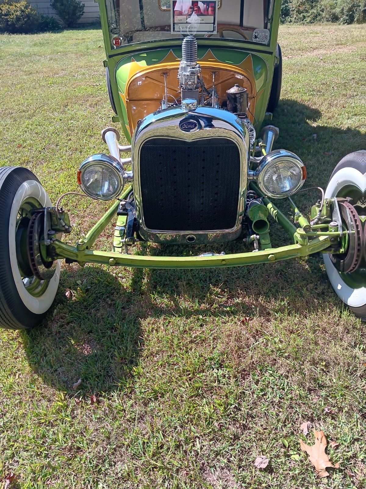 Ford-Model-T-1928-Coupe-2