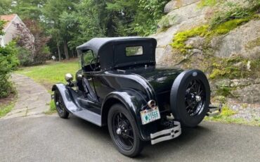 Ford-Model-a-1929-Black-Brown-Leather-3