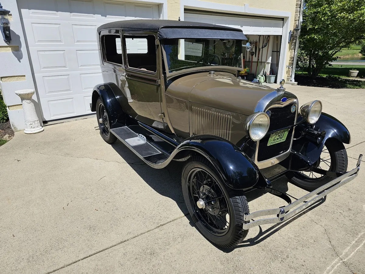 Ford-Model-a-1929-Brown-Brown-15