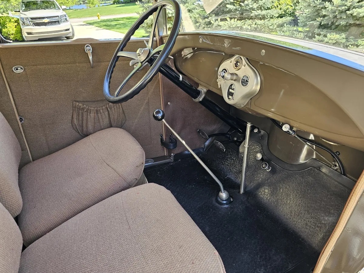 Ford-Model-a-1929-Brown-Brown-8