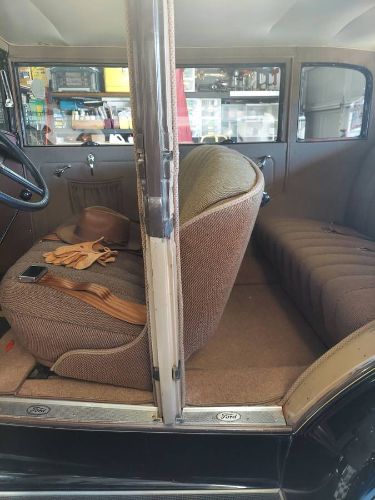 Ford-Model-a-1930-Brown-11