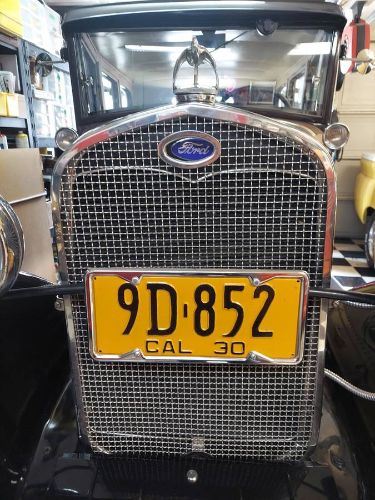 Ford-Model-a-1930-Brown-2