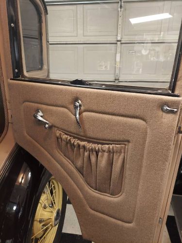 Ford-Model-a-1930-Brown-4