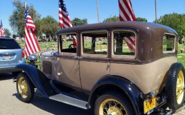 Ford-Model-a-1930-Brown-8