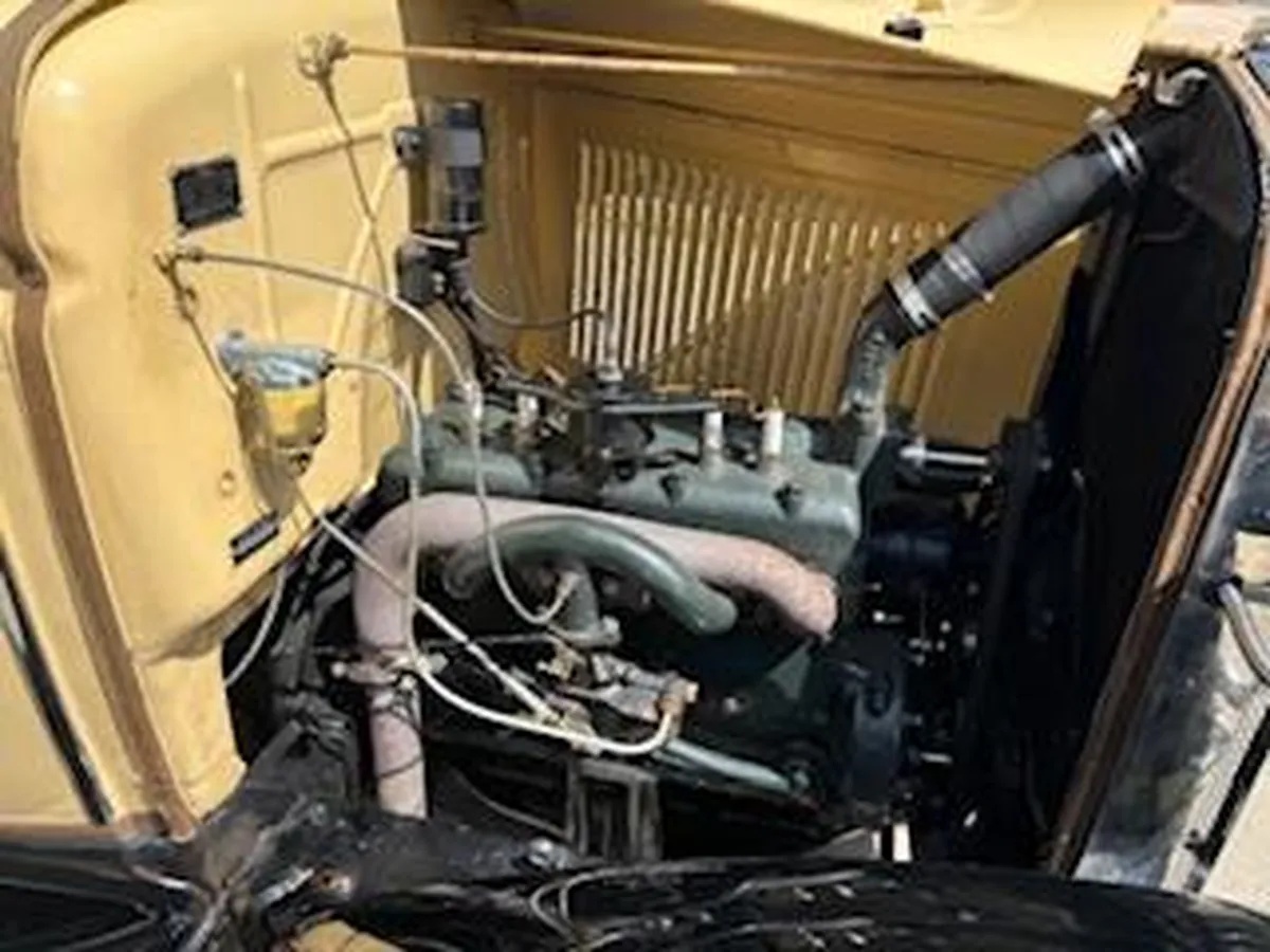 Ford-Model-a-1930-Tacoma-Cream-Tan-10