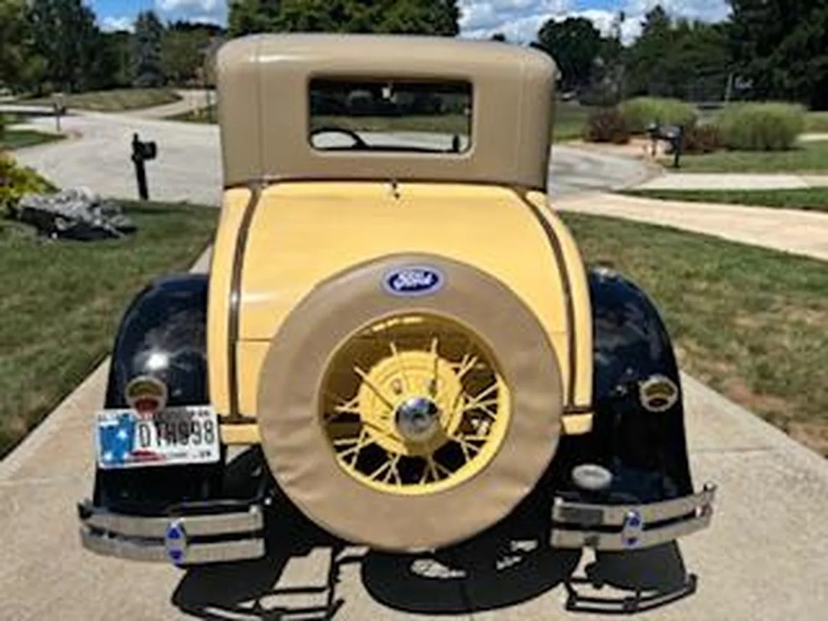 Ford-Model-a-1930-Tacoma-Cream-Tan-2