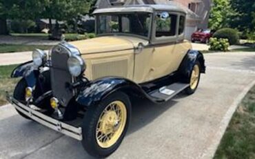 Ford-Model-a-1930-Tacoma-Cream-Tan-4