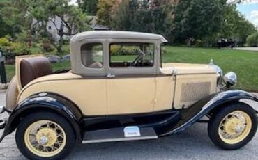 Ford-Model-a-1930-Tacoma-Cream-Tan-7