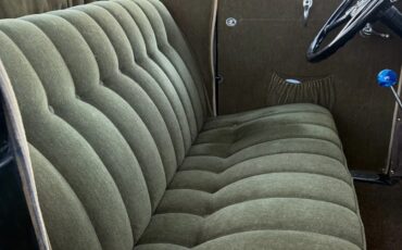 Ford-Model-a-1931-Black-Green-7