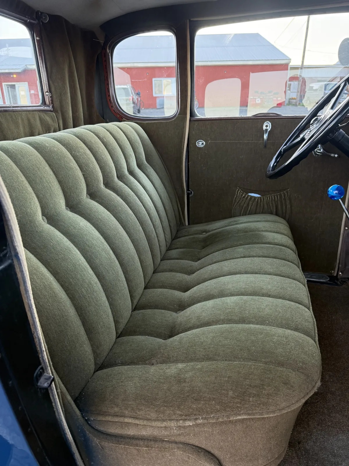 Ford-Model-a-1931-Black-Green-7