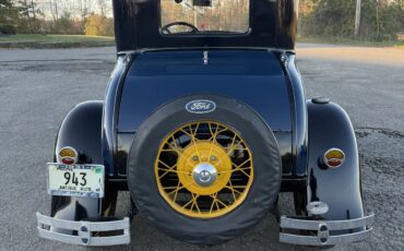 Ford-Model-a-1931-Black-Green-8