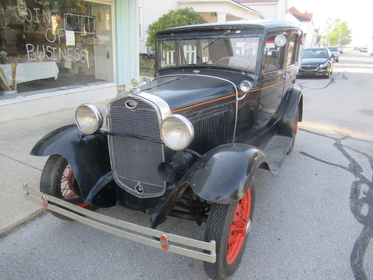 Ford-Model-a-1931-Tan-2
