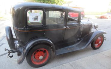 Ford-Model-a-1931-Tan-4
