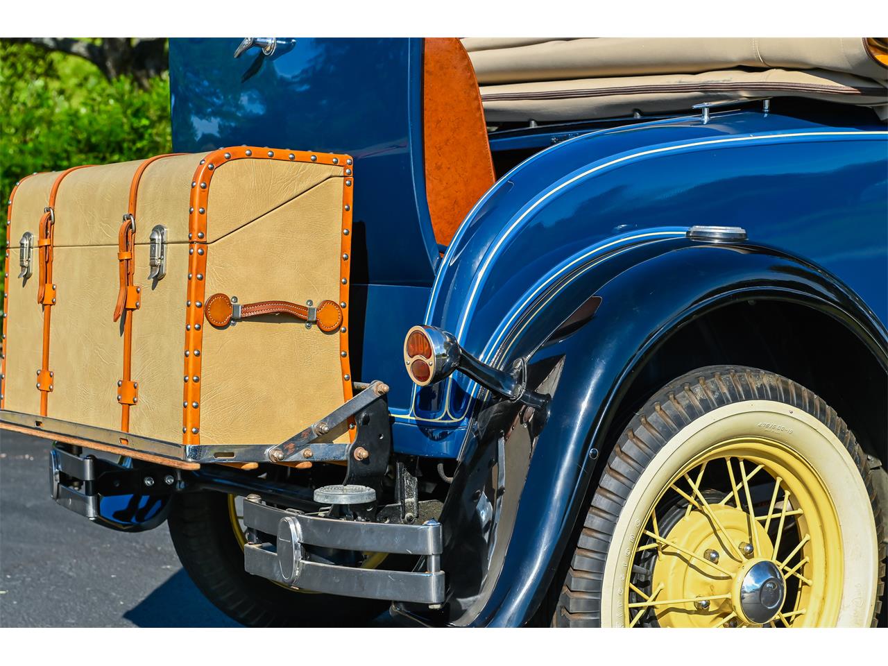 Ford-Model-a-1931-Washington-Blue-Tan-leather-12