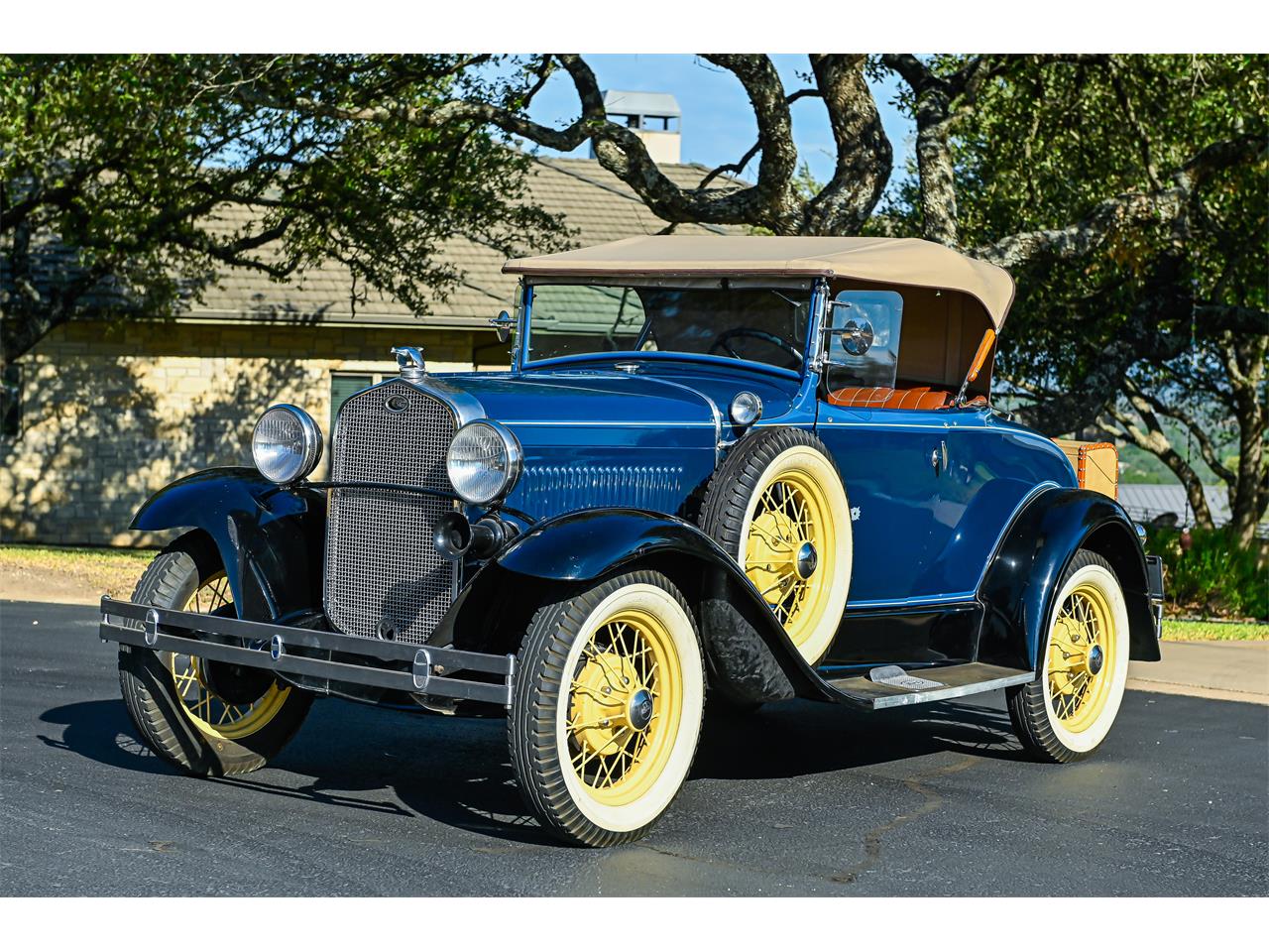 Ford-Model-a-1931-Washington-Blue-Tan-leather-16