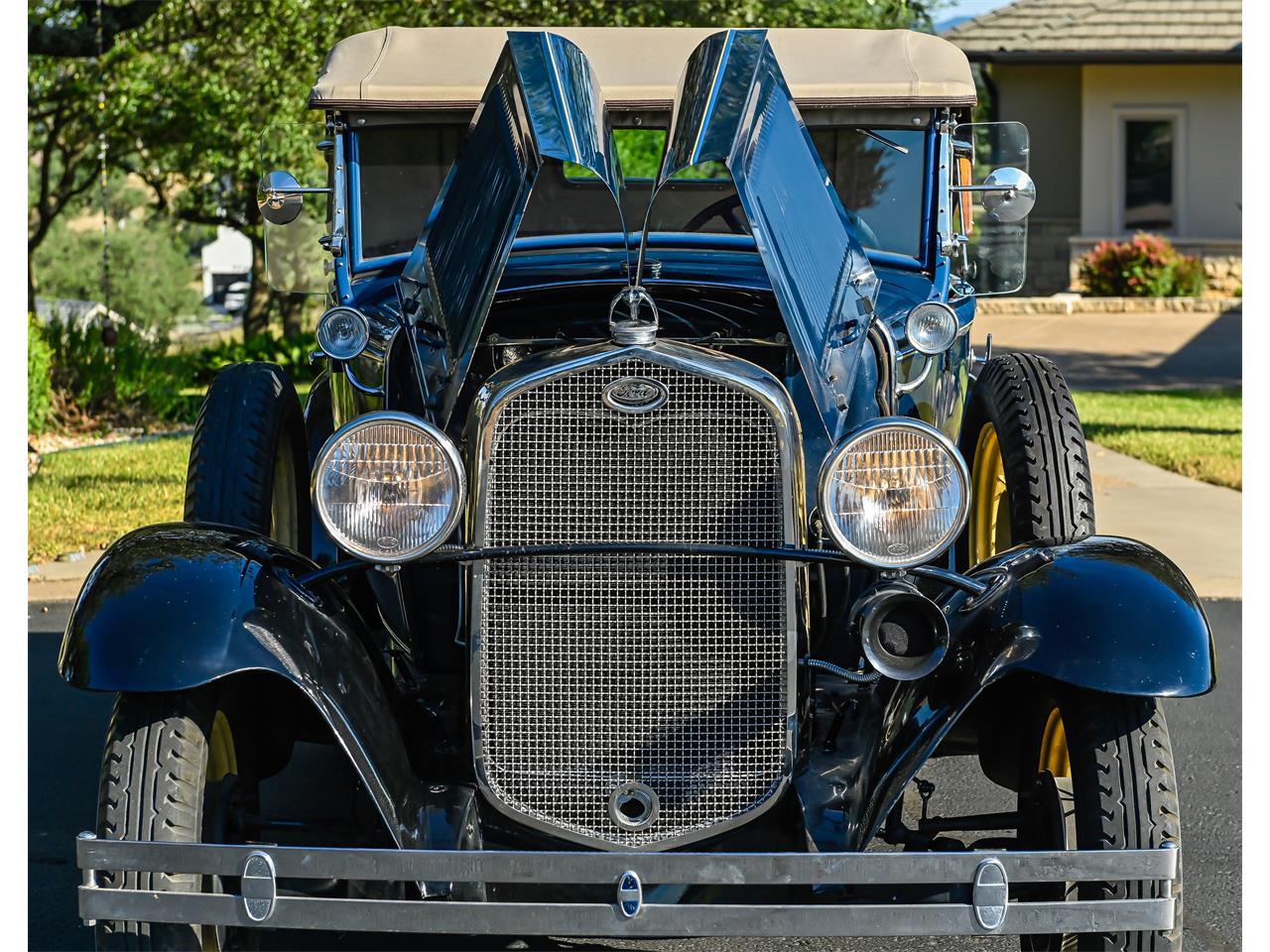 Ford-Model-a-1931-Washington-Blue-Tan-leather-20