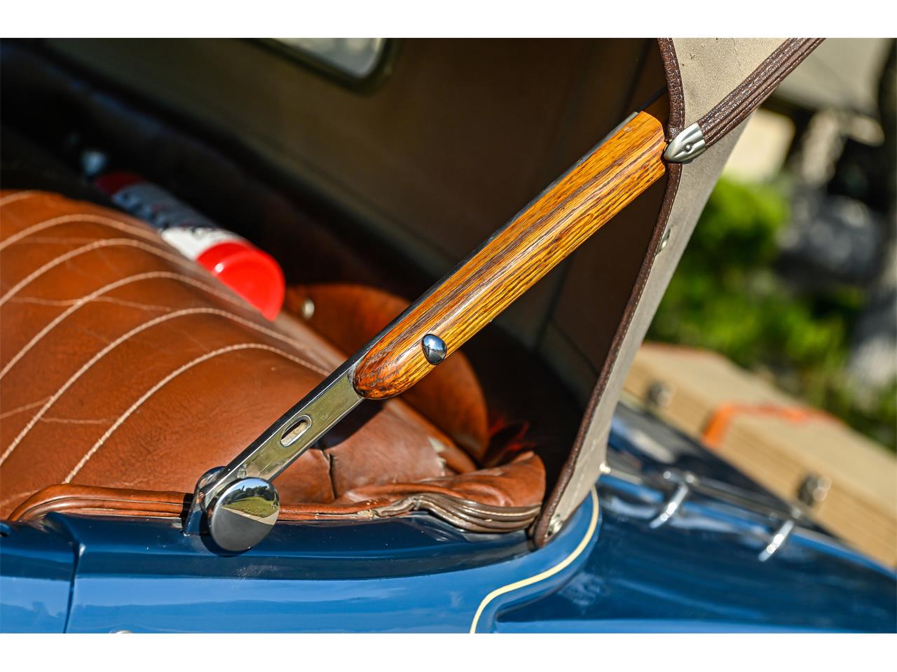 Ford-Model-a-1931-Washington-Blue-Tan-leather-24