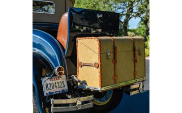 Ford-Model-a-1931-Washington-Blue-Tan-leather-3