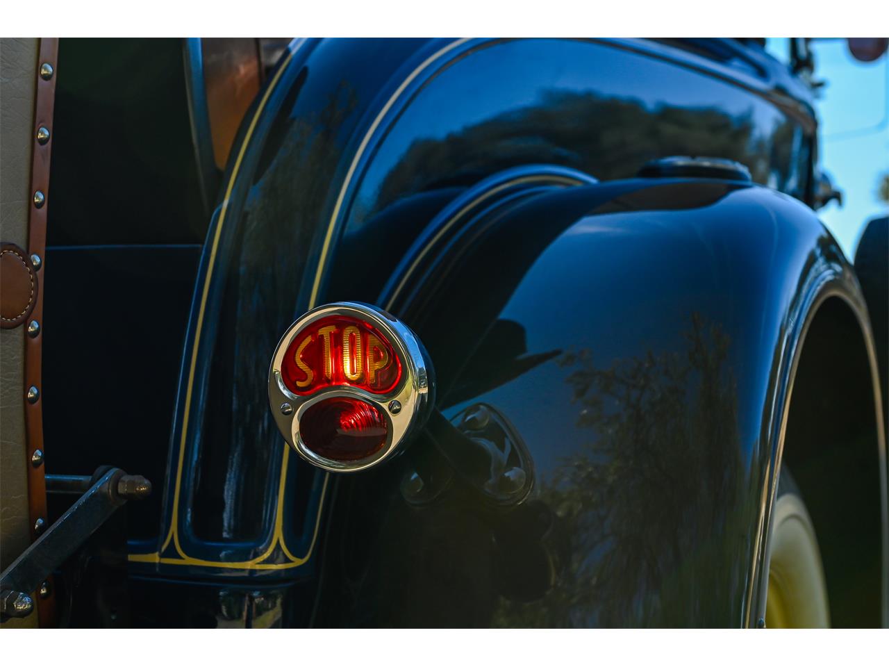 Ford-Model-a-1931-Washington-Blue-Tan-leather-5