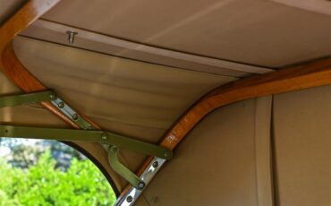 Ford-Model-a-1931-Washington-Blue-Tan-leather-8