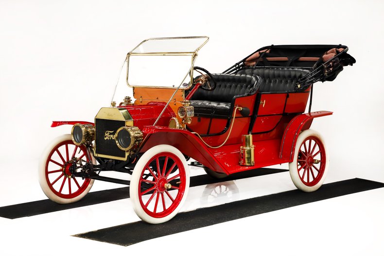 Ford-Model-t-1909-Red-Black-15