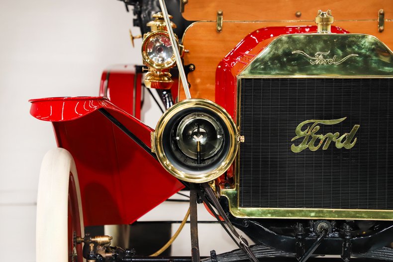 Ford-Model-t-1909-Red-Black-34