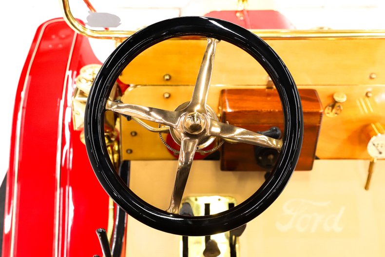 Ford-Model-t-1909-Red-Black-37