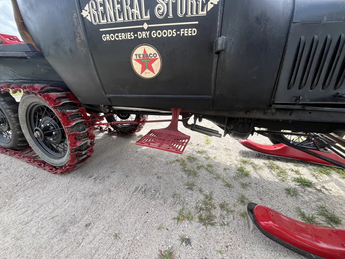 Ford-Model-t-1922-Black-Black-10