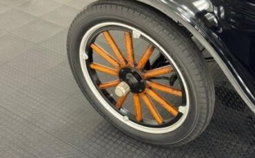 Ford-Model-t-1923-Black-Brown-13
