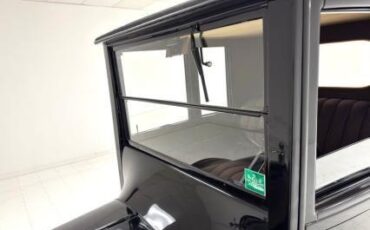 Ford-Model-t-1923-Black-Brown-14