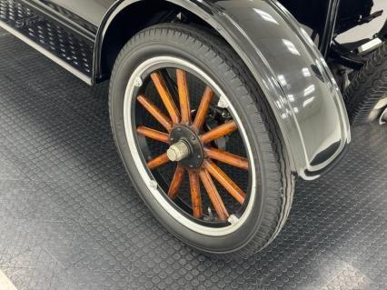 Ford-Model-t-1923-Black-Brown-18