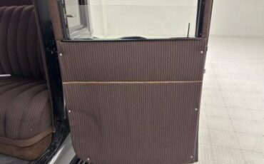 Ford-Model-t-1923-Black-Brown-29