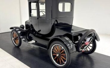 Ford-Model-t-1923-Black-Brown-3