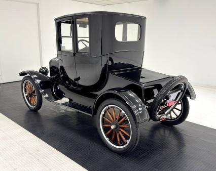 Ford-Model-t-1923-Black-Brown-3