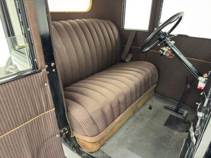 Ford-Model-t-1923-Black-Brown-33