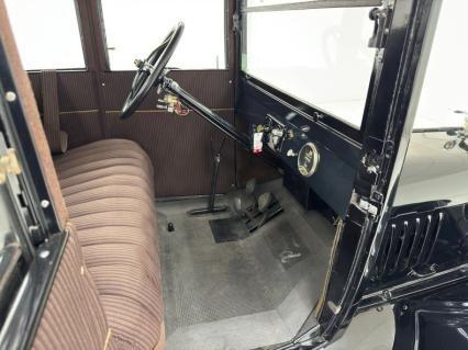 Ford-Model-t-1923-Black-Brown-49